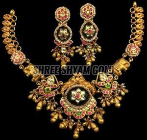 Exclusive 22k Real Gold Kundan Antique Choker Set