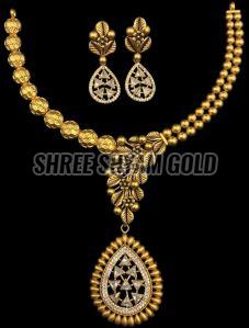 Antique Style Gold Necklace Set