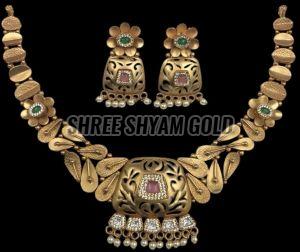 Elegant Designer Gold Necklace Necklace Set