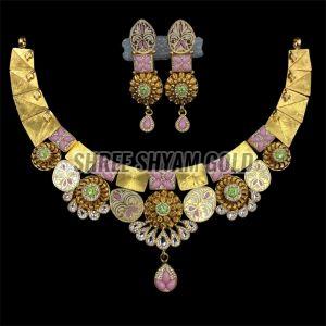 Elegant Heritage Traditional Gold Necklace Set