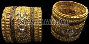 Traditional Gold Kundan Bangles Set
