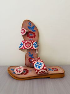 Phool Patti Art Ladies Kolhapuri Slipper
