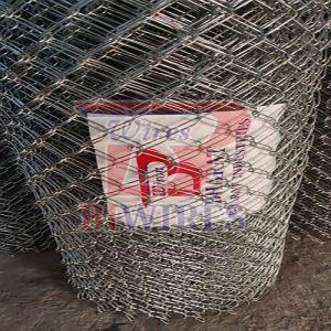 300 Meter Galvanized Iron Chain Link Fencing