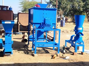 500 Kg Cattle Feed Machine