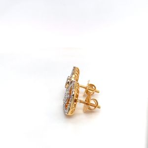 18 Kt Gold Trillion Shape Earrings