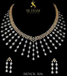 18kt Gold Luxury Lab Grown Diamond Necklace Set