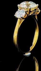 14kt Yellow Gold Round Brilliant Cut Lab Grown Diamond Ring