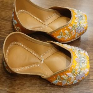 Ladies Punjabi Jutti