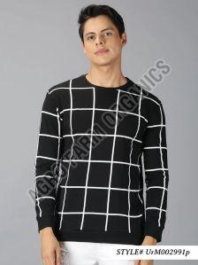 Men Black Checked Round Neck T-shirt