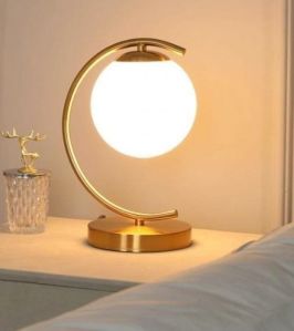 Ghand Iron Table Lamp