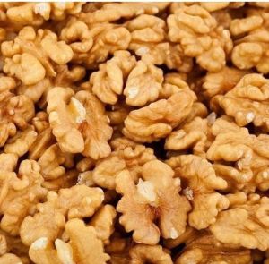 Walnut Kernels
