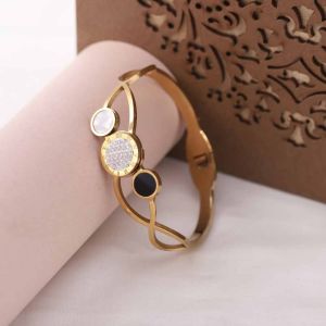 Stainless Steel Elegant Ladies Bracelet