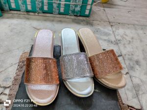 Light Weight Memory Form Heel Ladies Sandal