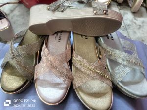 Trendy Dual Strap Heeled Ladies Sandal