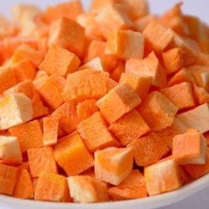 Dehydrated Carrot Cubes