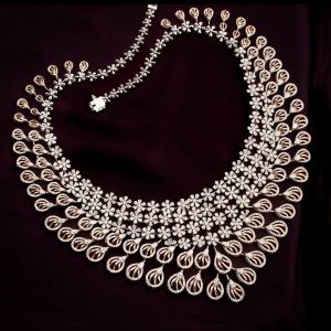 custom diamond necklace set