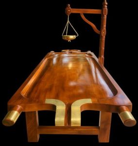Wooden Ayurveda Dhroni Massage Table