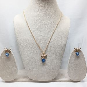 Romantic Heart & Bow Pendant