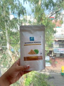 organic moringa powder