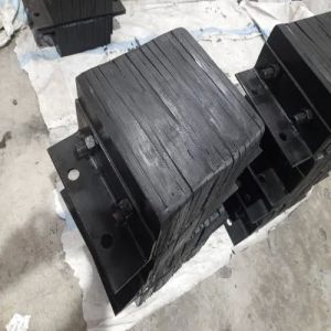 Laminated Dock Bumper