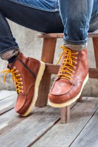 High Neck Urban Men Fashion Sneaker