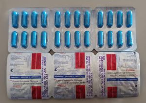 Tramadol Hydrochloride, Dicyclomine Hydrochloride &AMP; Acetaminophen Capsules