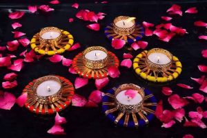 Stylish Decorated Flower Candles