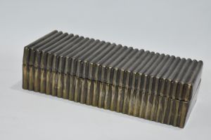 Long Rectangular Ribbed Jewelry Box