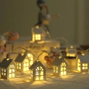 Wooden House Shaped Christmas String Lights