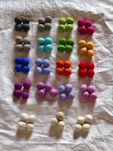 Multi Color Woolen Felt Balls