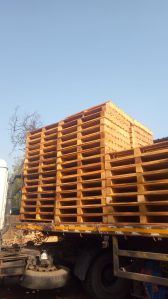 Premium Wooden Pallets