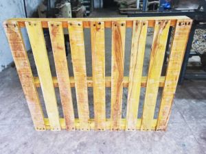 Two Way Entry Jungle Wood Pallet