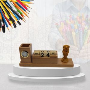Wooden Pen Stand