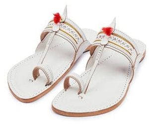 Casual Wear Ladies White Kolhapuri Slipper