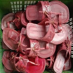 Ladies Red Designer Kolhapuri Slipper