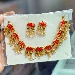 Modern Lotus Design Artificial Necklace Set