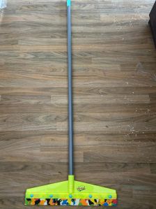 16 Inch Volvo Floor Wiper