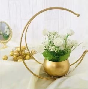 Iron Metal Moon Planter