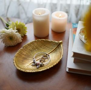 Set OF 2 Golden Leaf Shape Aluminium Tray
