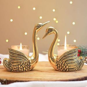 Pair OF Kissing Duck Showpiece