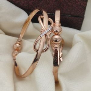 Infinity Shaped Artificial Golden Bracelet
