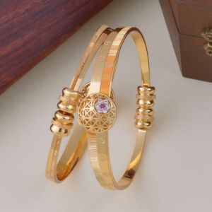 Round Shaped Fancy Golden Bracelet