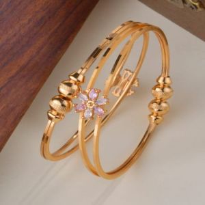 White Ruby Stone Flower Shaped Artificial Golden Bracelet