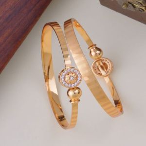 White Stone Round Shaped Artificial Golden Bracelet