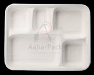 8 Inch 3 Compartment Square Sugarcane Bagasse Plates