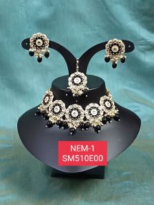 Modern Gold Plated Ladies Necklace Set