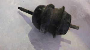 3084 Engine Mount
