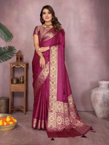 Gala Pallu Premium Silk Hand Dyed Saree
