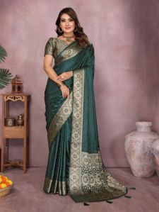 Gala Pallu Premium Silk Hand Dyed Saree