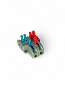 Pole 2 in 4 Out Wiring Connector